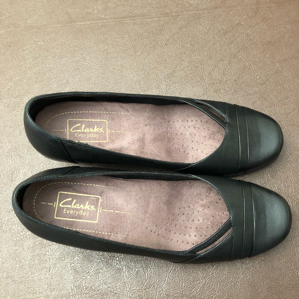 Clark’s Women’s Shoes - Picture 5 of 5